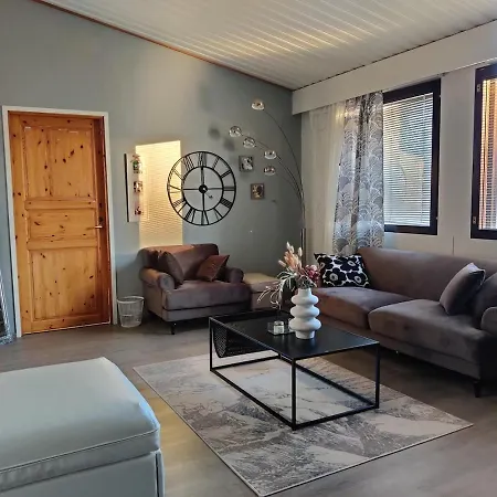 Entire Cozy Detached House Near Center
